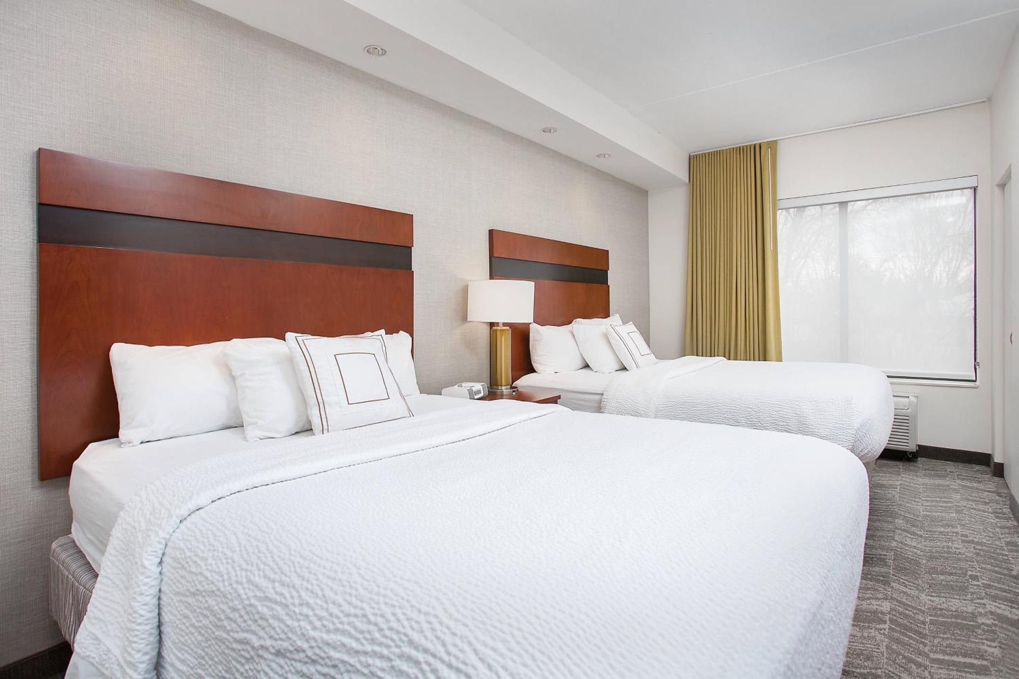 สปริงฮิลล์ สวีท พิเจียน ฟอร์จ Hotel พิเจนฟอร์จ ภายนอก รูปภาพ